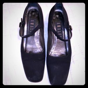 Vintage black Amalfi Mary Janes